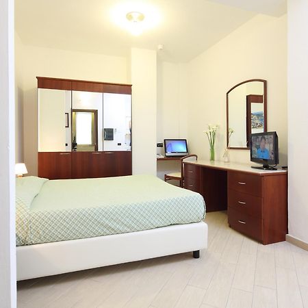 Residence Hotel Kriss Deiva Marina Ngoại thất bức ảnh