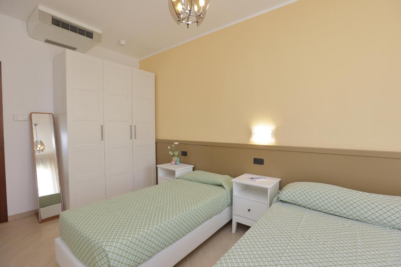 Residence Hotel Kriss Deiva Marina Ngoại thất bức ảnh