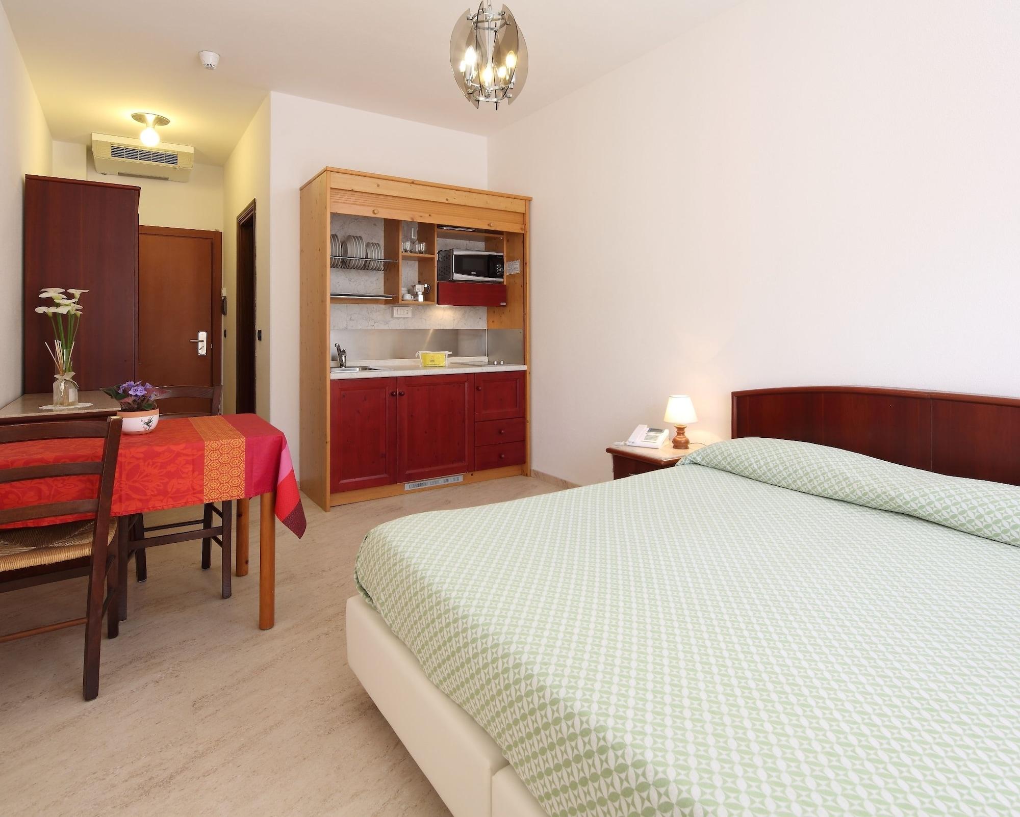 Residence Hotel Kriss Deiva Marina Ngoại thất bức ảnh