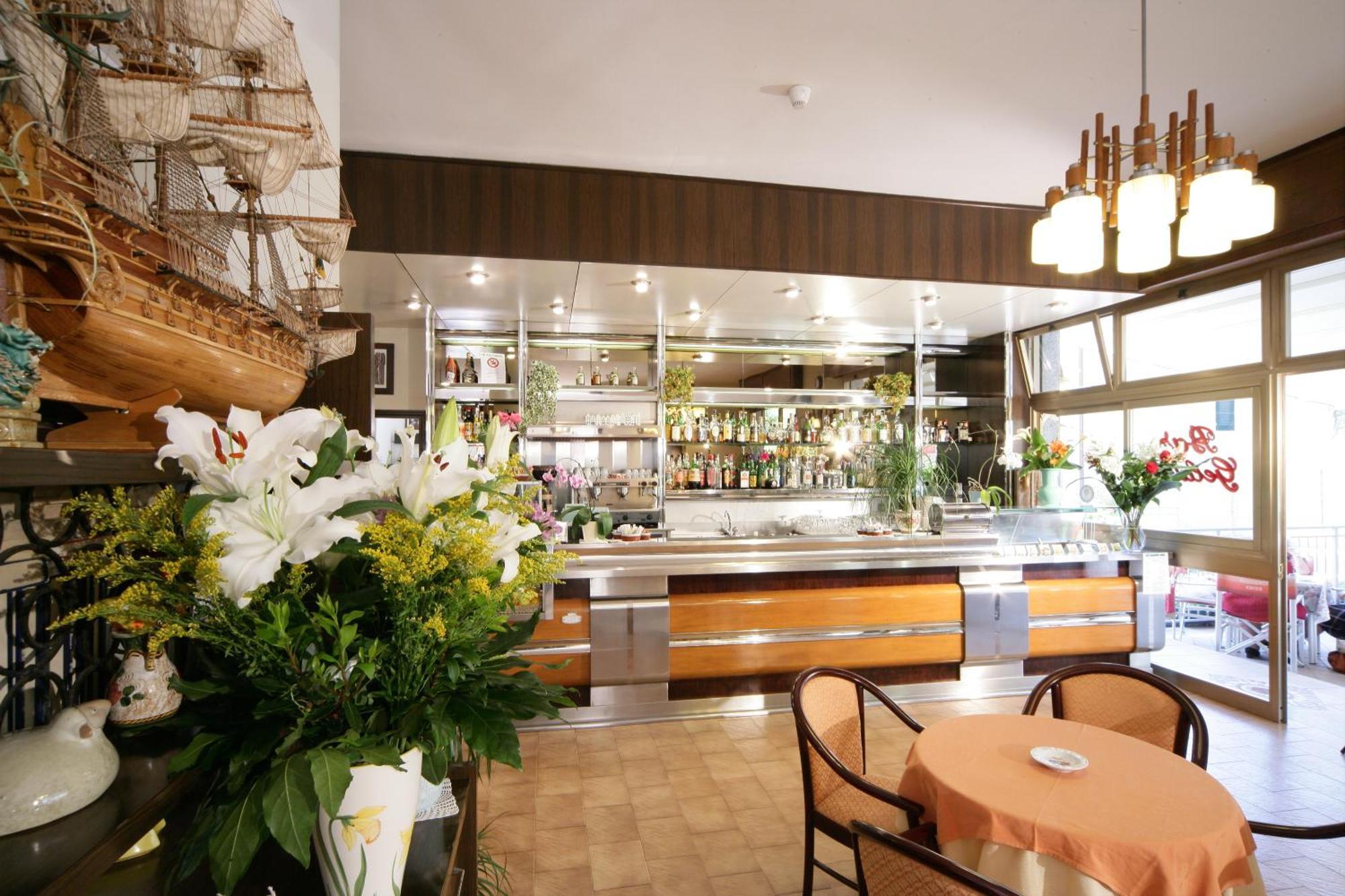 Residence Hotel Kriss Deiva Marina Ngoại thất bức ảnh