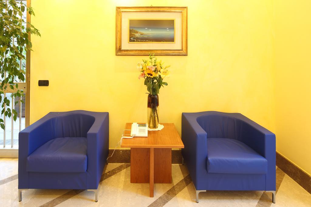 Residence Hotel Kriss Deiva Marina Ngoại thất bức ảnh