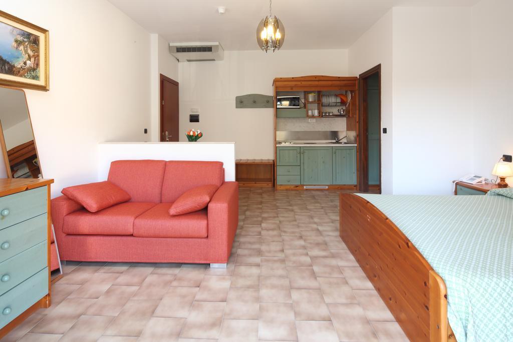 Residence Hotel Kriss Deiva Marina Ngoại thất bức ảnh