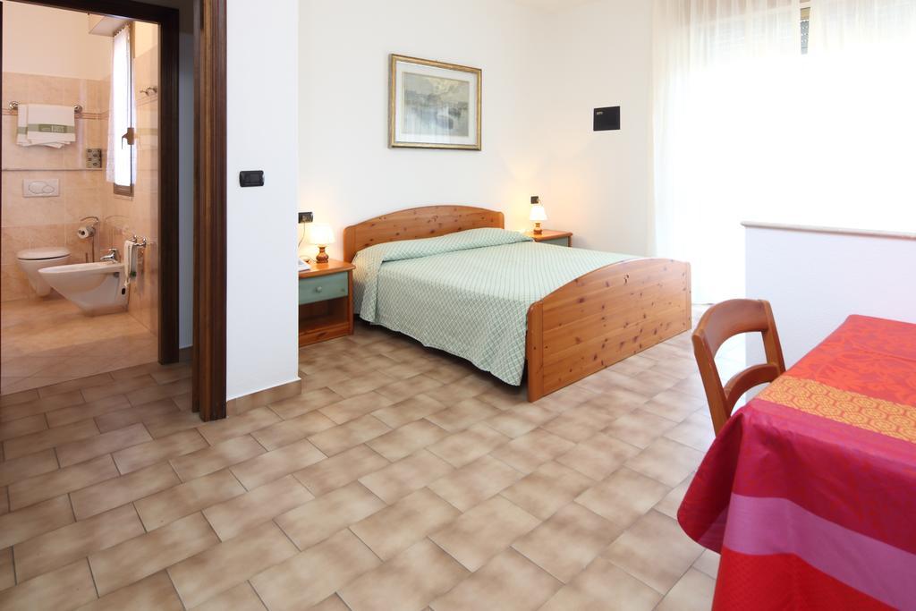 Residence Hotel Kriss Deiva Marina Ngoại thất bức ảnh