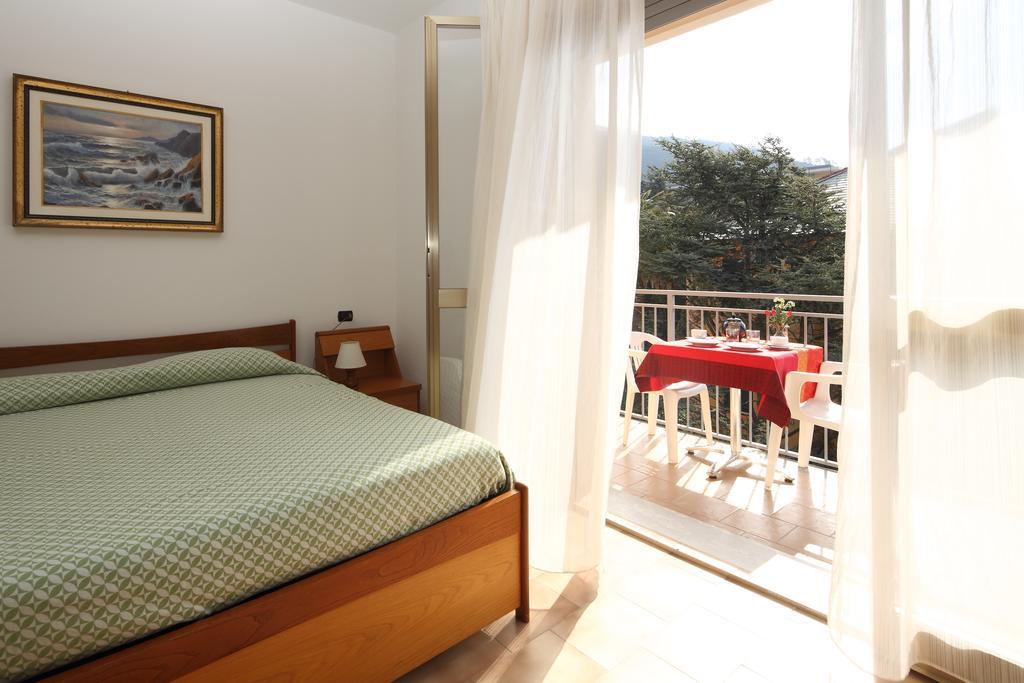Residence Hotel Kriss Deiva Marina Ngoại thất bức ảnh
